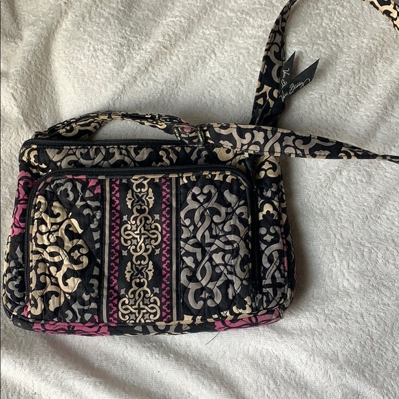 🦄 4/$40 Retired Vera Bradley Small Purse - Picture 1 of 6